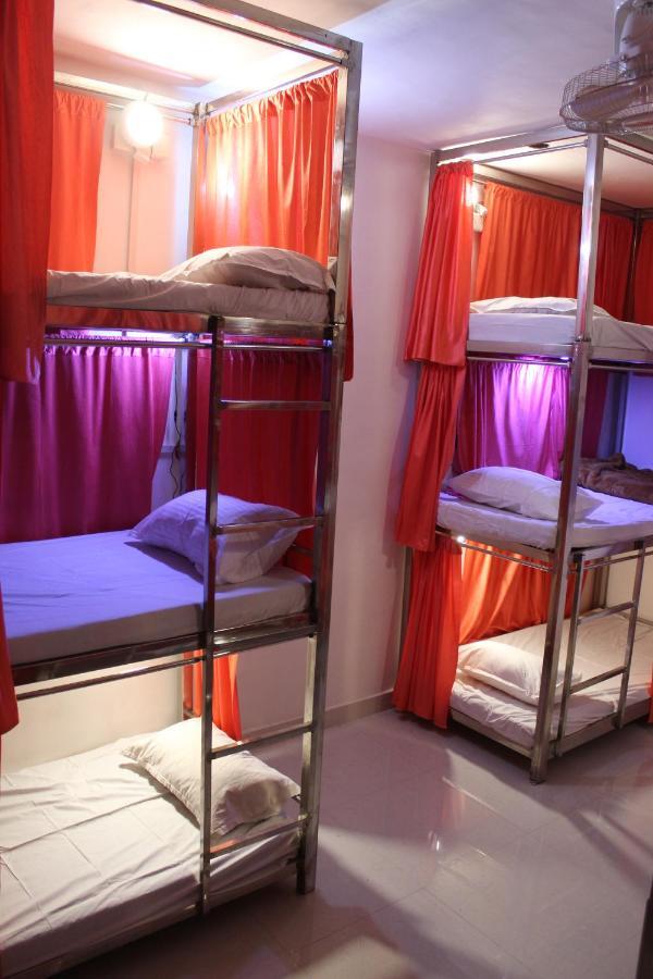 Sunset Backpackers Hostel โอร์ชชา ภายนอก รูปภาพ
